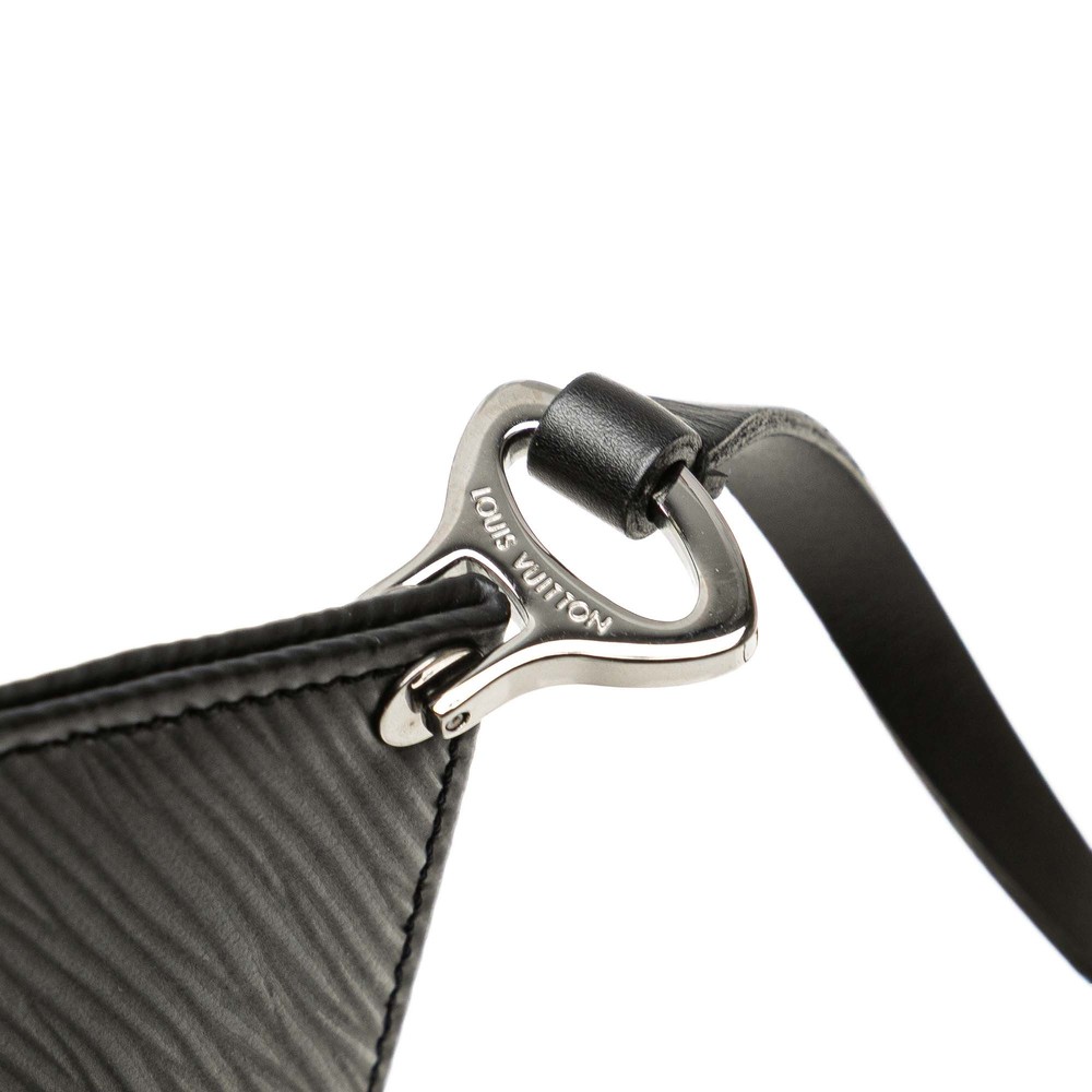 Pre-Loved Louis Vuitton Epi Demi Lune Pochette - Picture 10 of 11